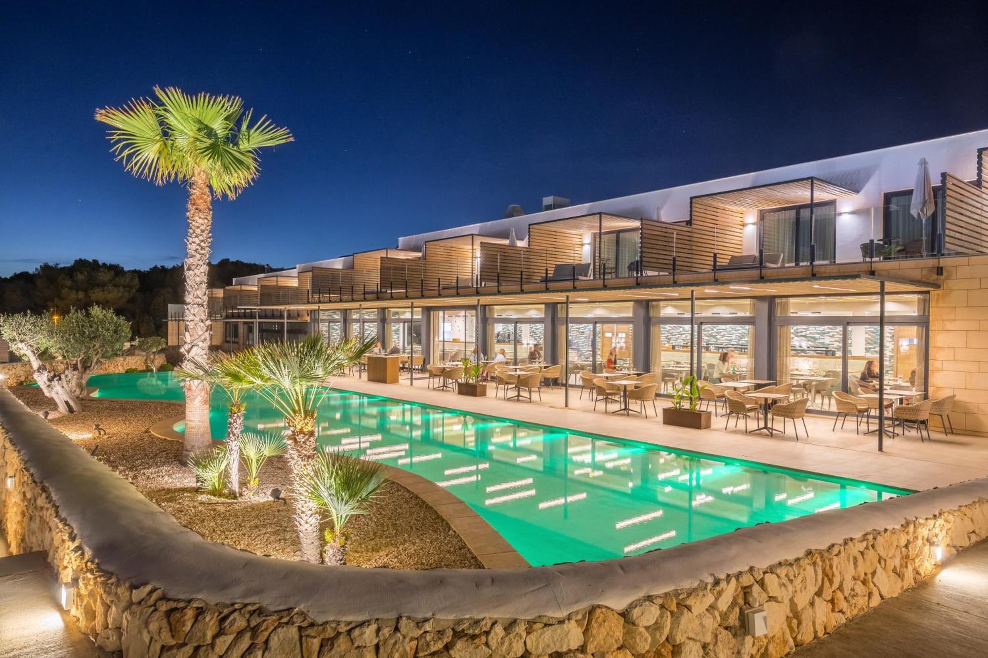 Hotel Barcelo Nura 5*